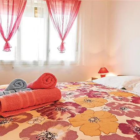 Amazing In With Wifi Galižana